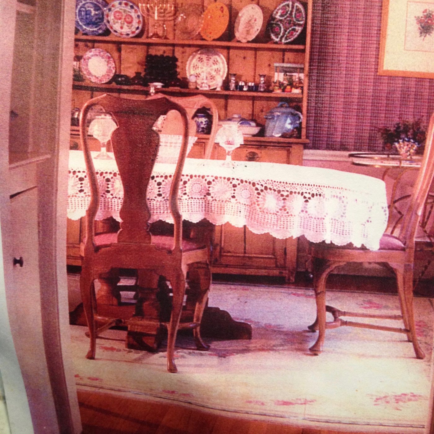 Kathleen Deyo decorative painting photographed for a magazine feature
